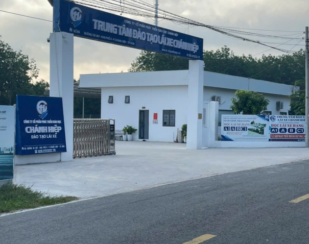 Dạy Lái Xe Thầy Cường